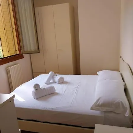 Apartament A Casa Di Rocco Parma